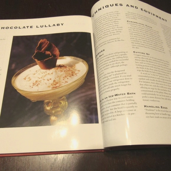 🍮🥧🍰 Glorious Vintage "Desserts to Die For" Cookbook - HC - Picture 13 of 15